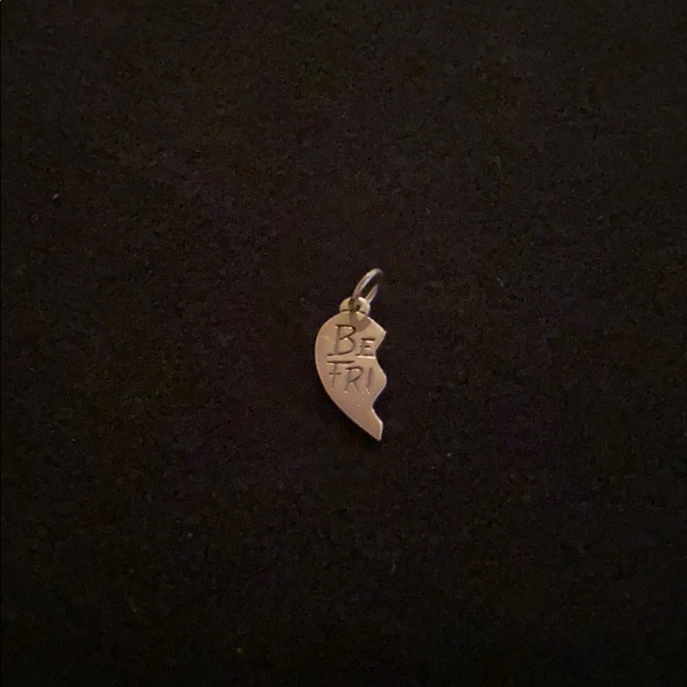 James Avery - Best Friend Charm left side (Be Fri)
